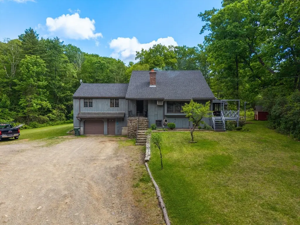 1 Leno Rd, Sturbridge, MA 01566 - #1