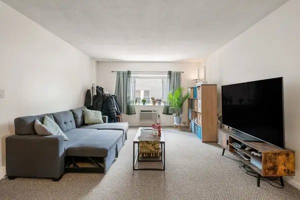 2 Larose Pl #10, Boston, MA 02135