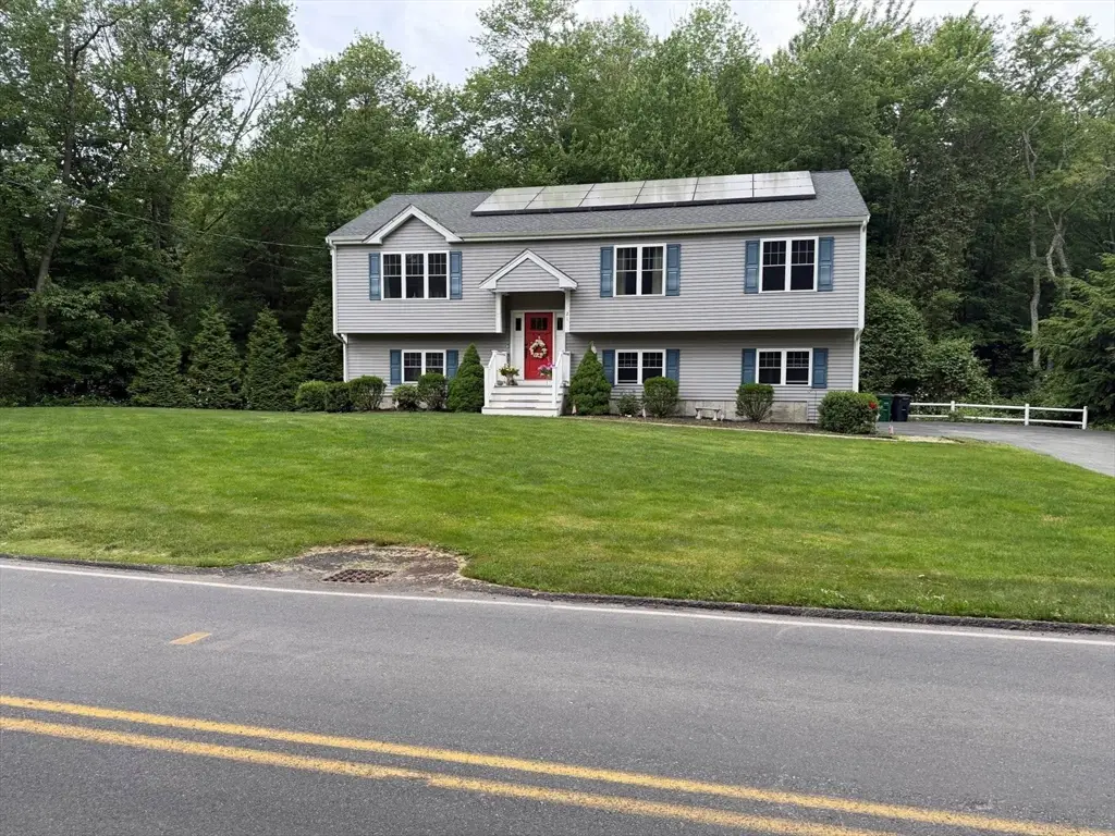 21 Forest St, Pembroke, MA 02359 - #1