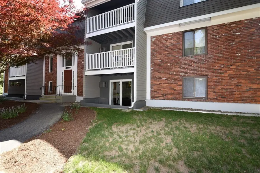 220 Bedford St #F4, Bridgewater, MA 02324 - #3