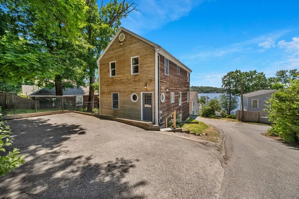 11 Beech Ln, Amesbury, MA 01913 - #1