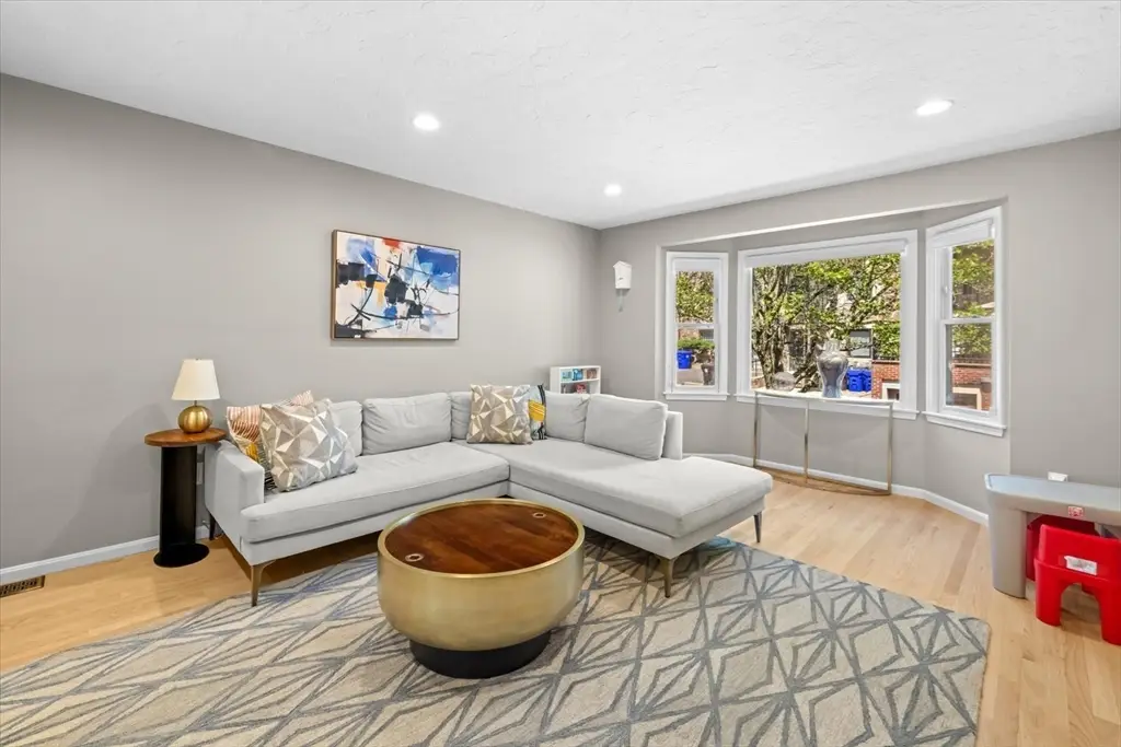 48 Regent Circle #48, Brookline, MA 02445 - #1