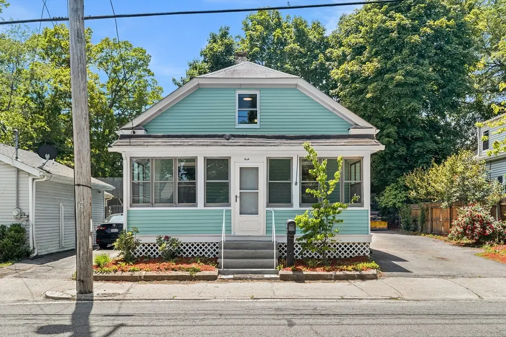 386 Thacher St, Attleboro, MA 02703 - #1
