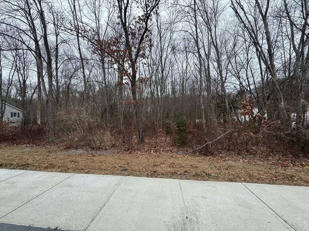 36 Lake Parkway, Webster, MA 01570 - #1
