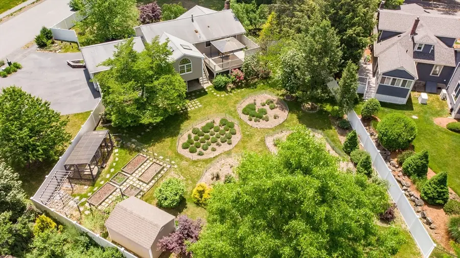 2 Sandspur Ln, North Reading, MA 01864 - #3