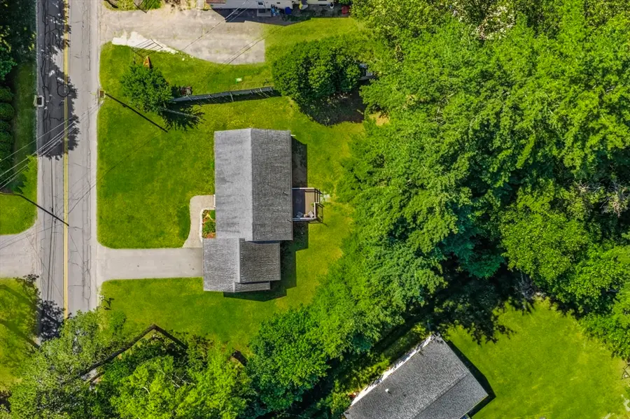 83 Strong St, Easthampton, MA 01027 - #2