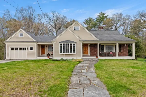 27 Colrain Rd, Topsfield, MA 01983