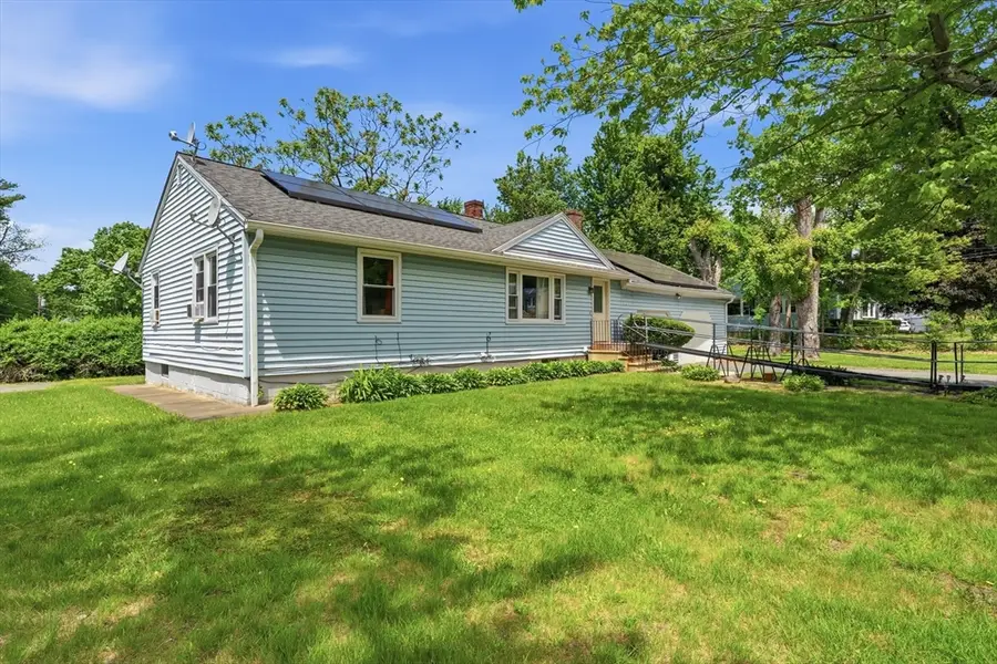 297 Whalom Rd, Lunenburg, MA 01462 - #2
