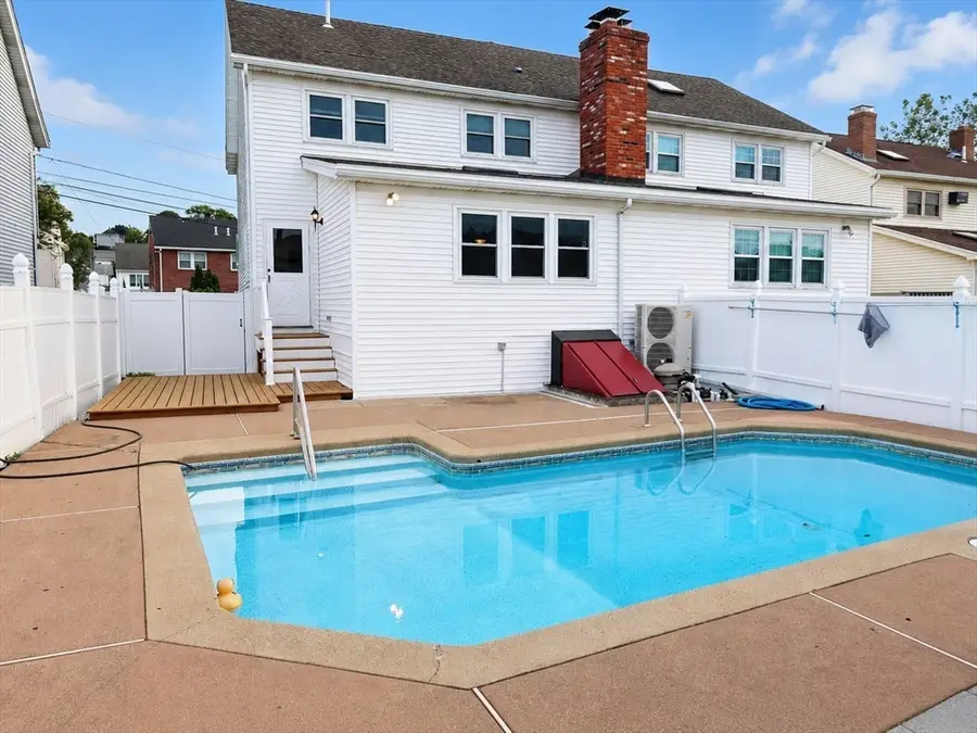 41 Burnett Rd #41, Revere, MA 02151 - #2