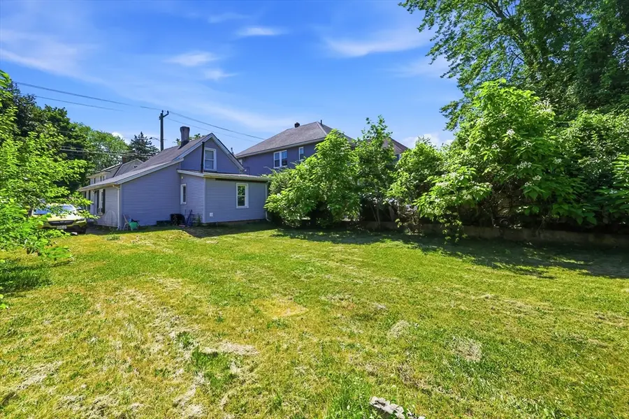 30 Mazarin St, Springfield, MA 01151 - #3