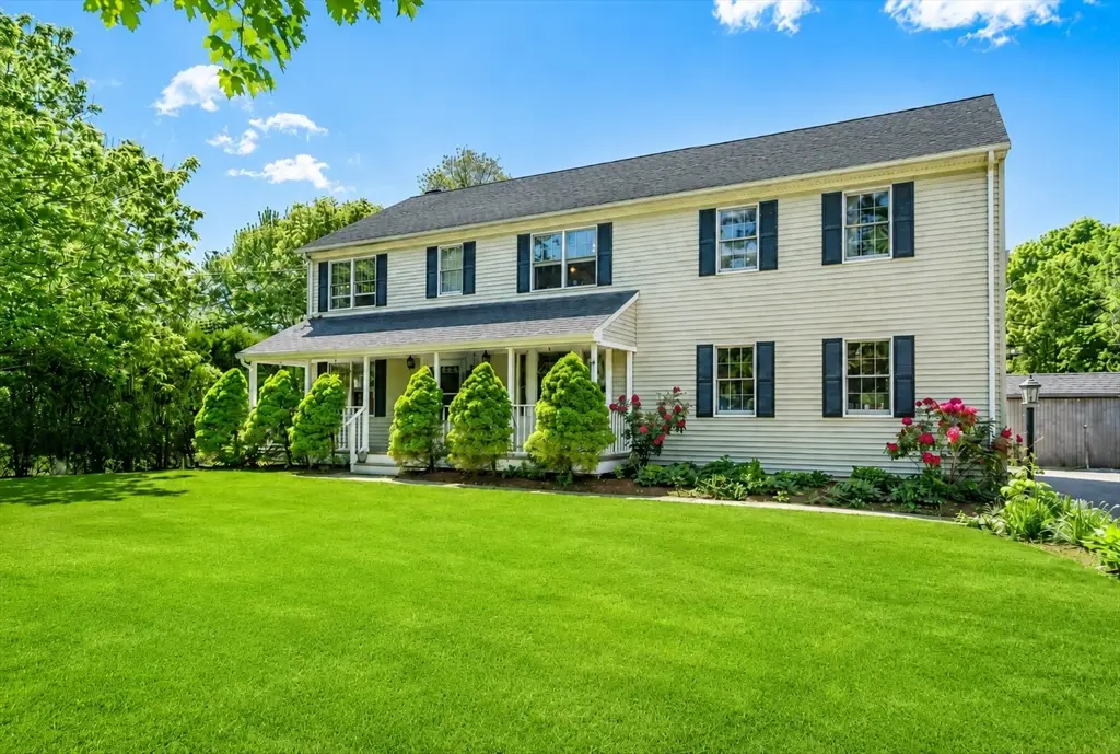 323 Oakhill Ave, Attleboro, MA 02703 - #1