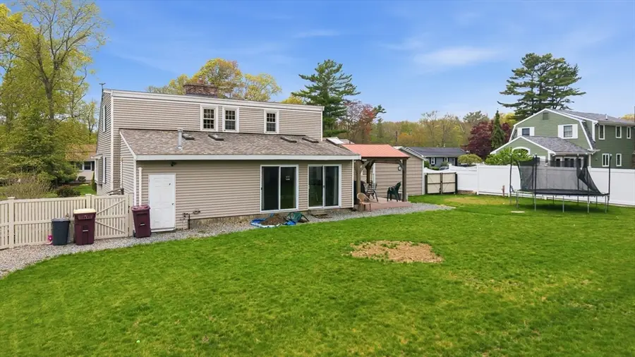 9 Joseph St, Acushnet, MA 02743 - #3