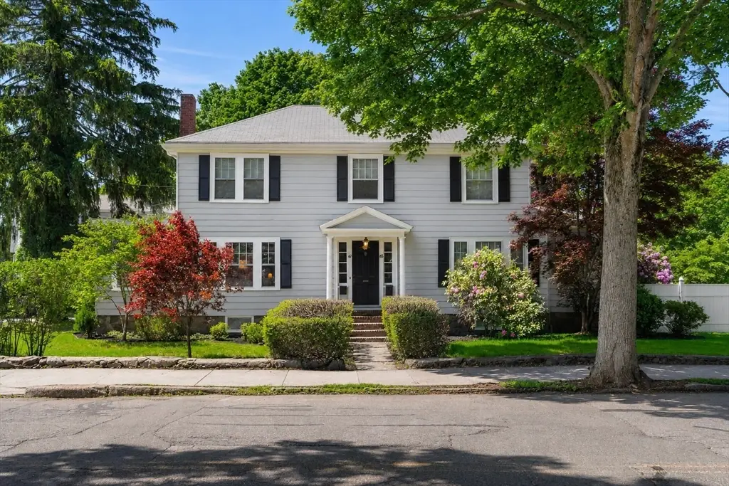 67 Humphrey St #1, Marblehead, MA 01945 - #1