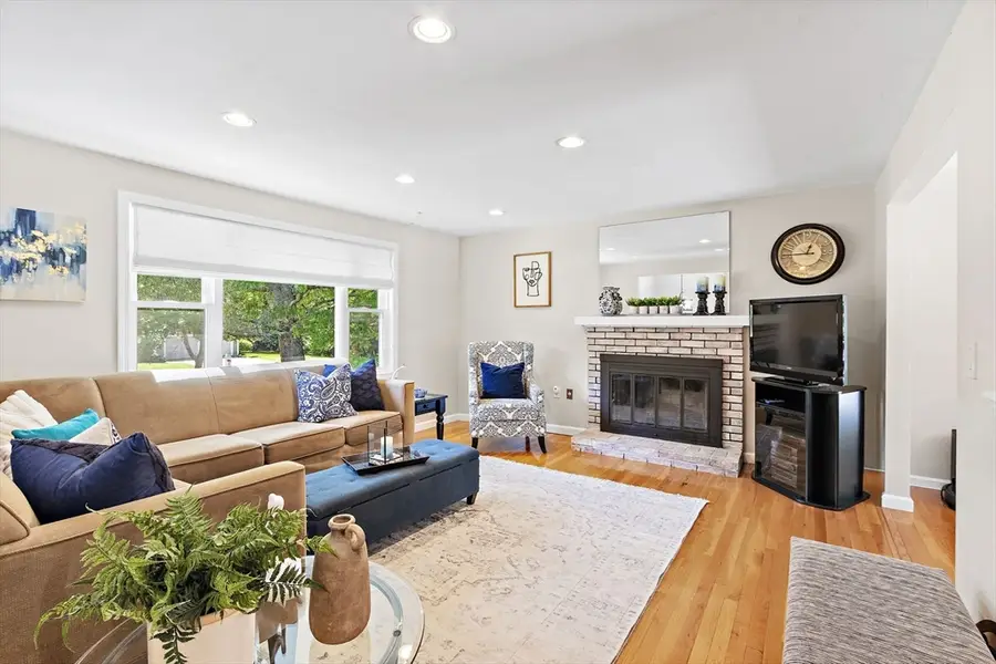 3 Thomas Drive, Franklin, MA 02038 - #3