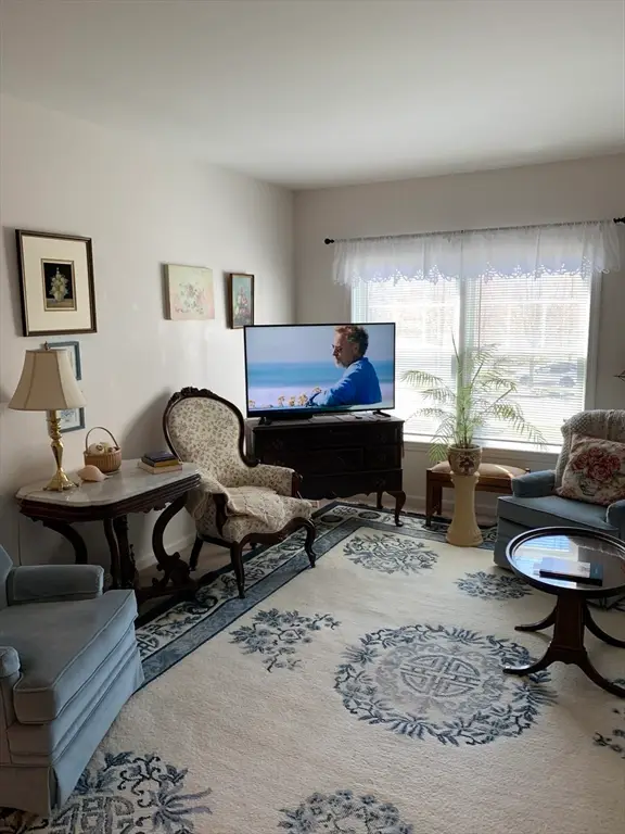 110 Dillingham Ave #208, Falmouth, MA 02540 - #1