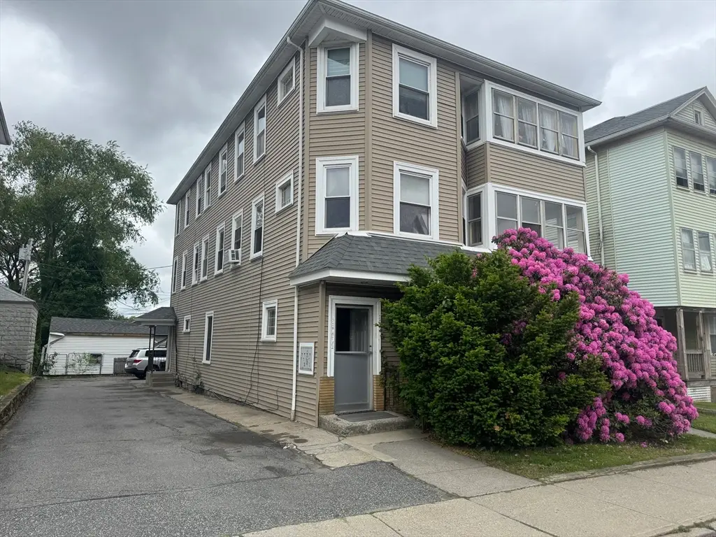 518 Grafton St, Worcester, MA 01604 - #1