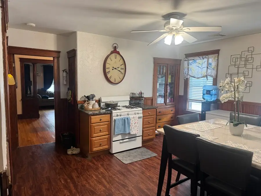 518 Grafton St, Worcester, MA 01604 - #3