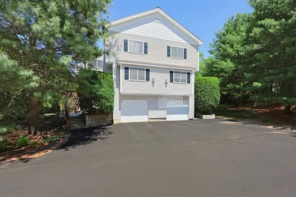 33 Half Crown Cir #33, Ashland, MA 01721