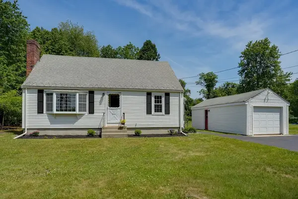 12 Kelley Street, Medway, MA 02053