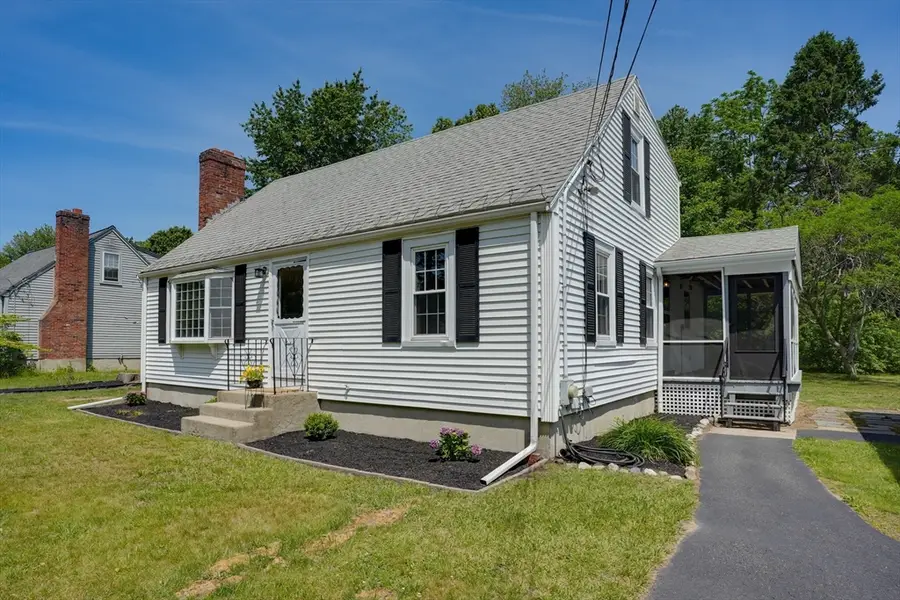 12 Kelley Street, Medway, MA 02053 - #2