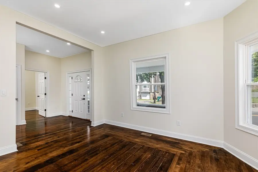 51 Broadway, Lynn, MA 01904 - #3