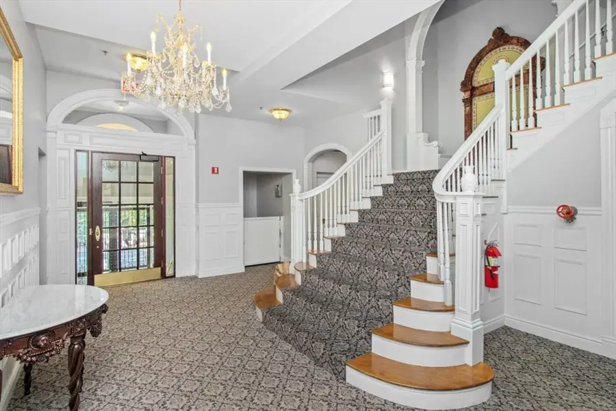 10 Charlesgate E #302, Boston, MA 02215 - #2