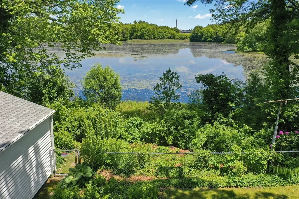 36 Alden Ave, Dartmouth, MA 02747 - #1