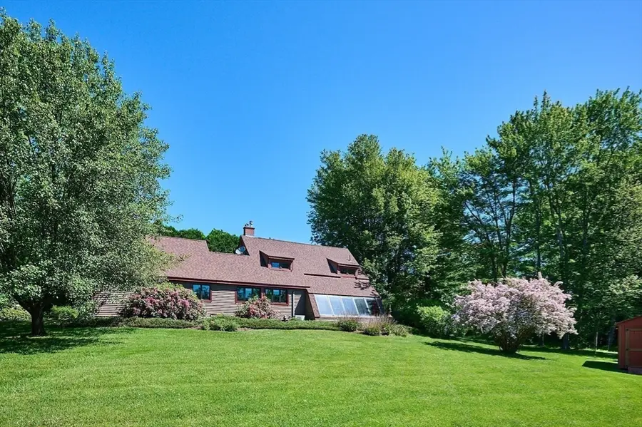 10 Hunters Hill Cir, Amherst, MA 01002 - #2