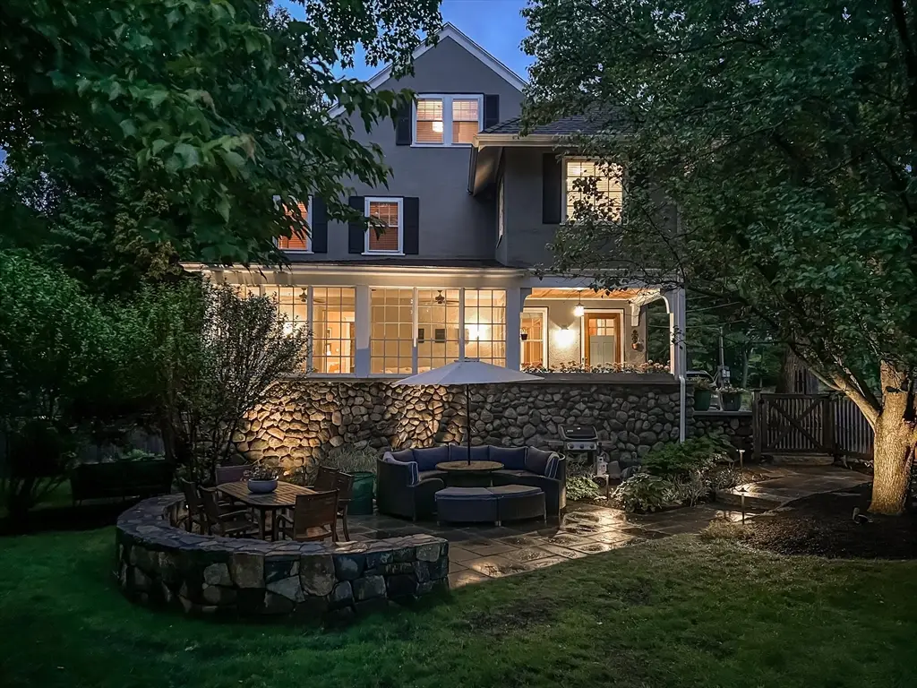 211 Forest St, Winchester, MA 01890 - #1