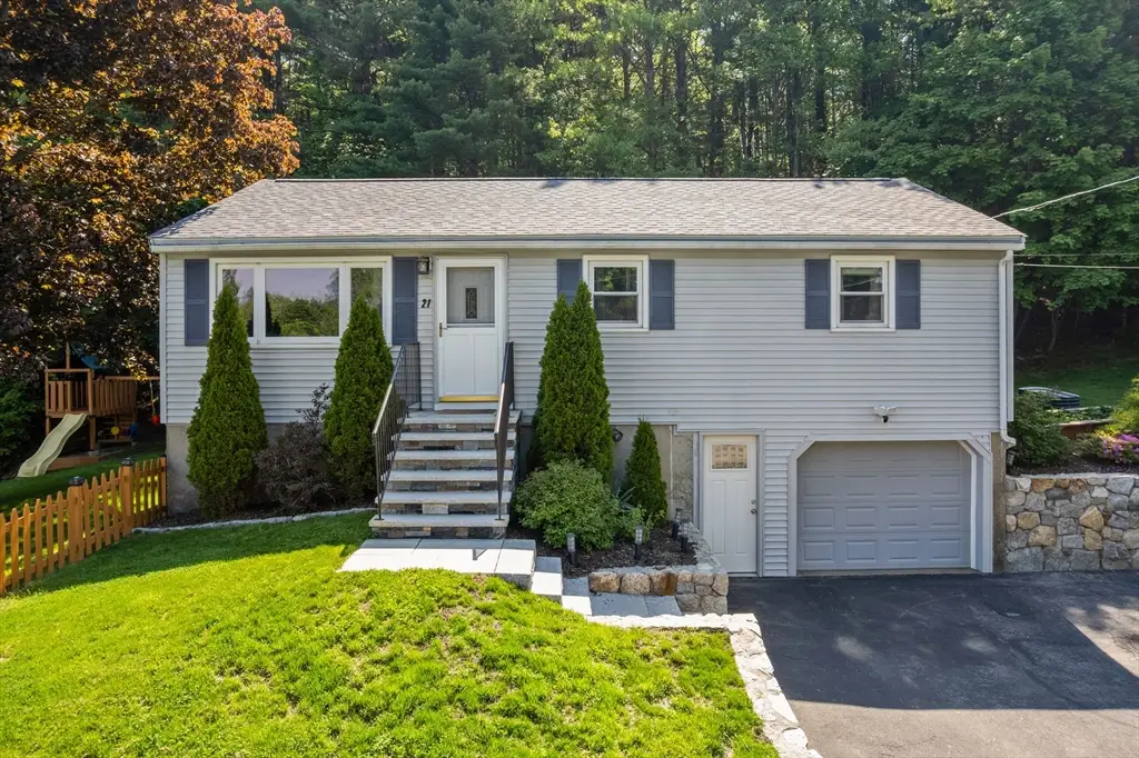 21 Michigan Drive, Hudson, MA 01749 - #1