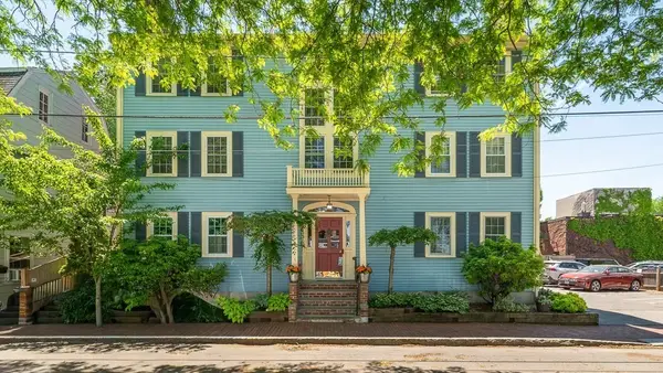 6 Temple Street #3, Newburyport, MA 01950