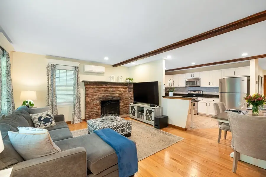 6 Temple Street #3, Newburyport, MA 01950 - #3