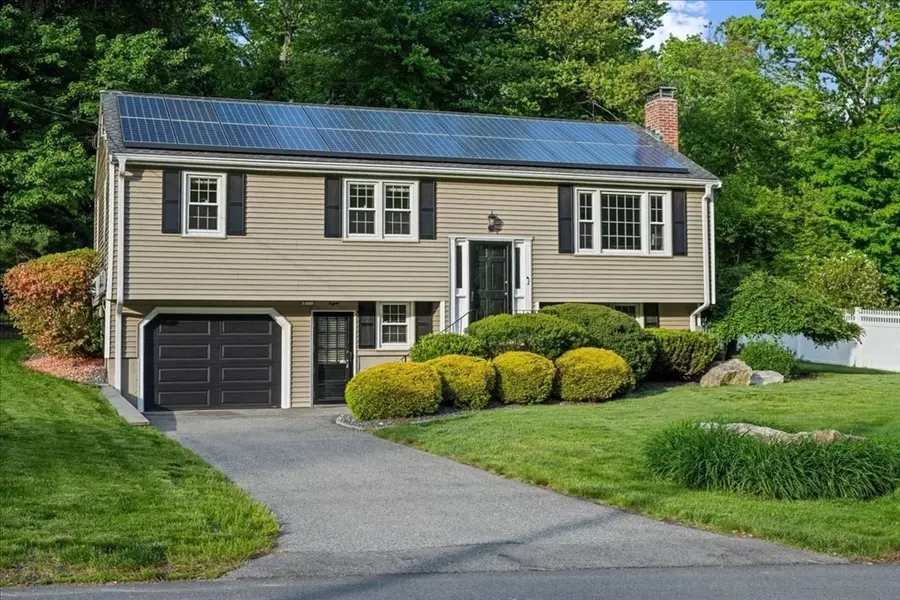 8 Ted Lane, Southborough, MA 01772 - #2