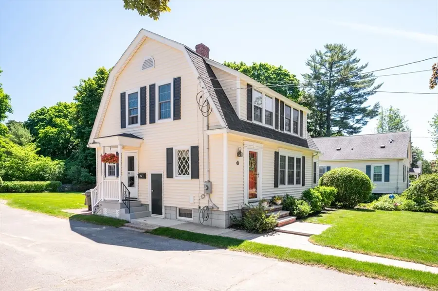 30 Hillside Ave., Amesbury, MA 01913 - #3