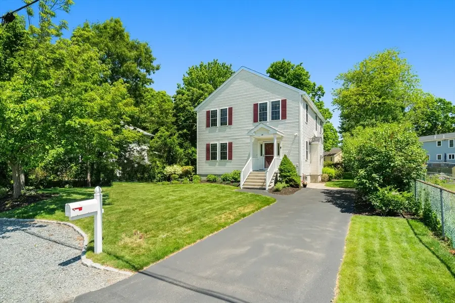 29 Station St, Stoughton, MA 02072 - #2