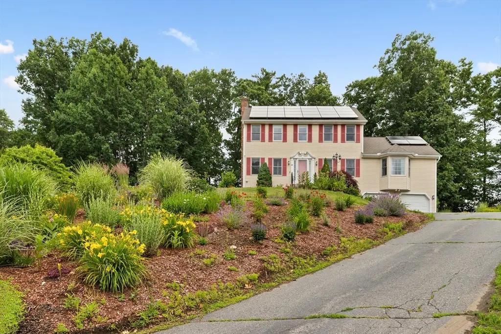 49 Larson Ave, Leominster, MA 01453 - #1