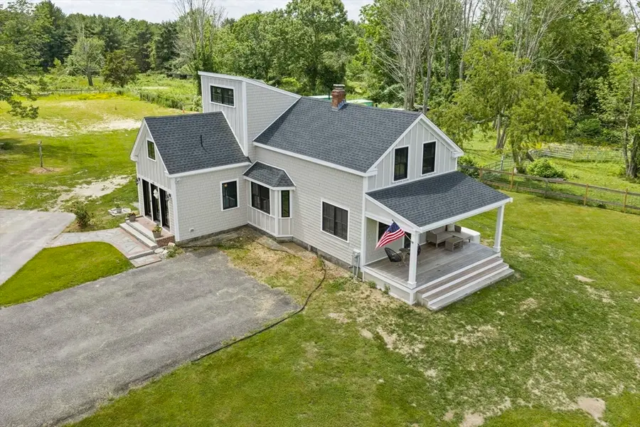 32 County St, Lakeville, MA 02347 - #3