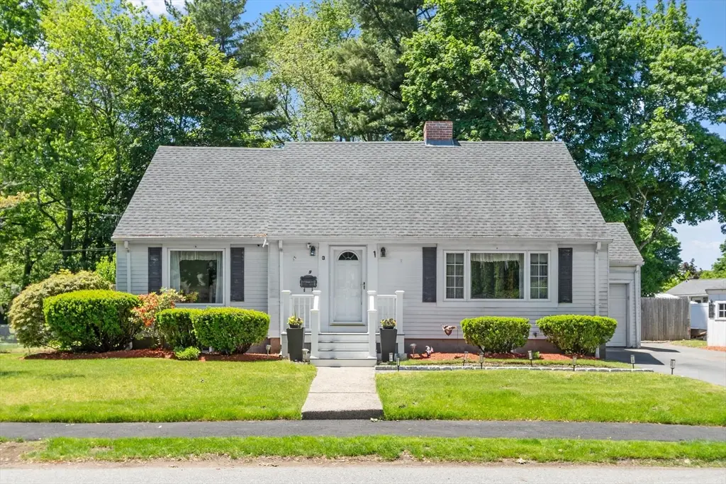 9 Oaklandvale Ave, Saugus, MA 01906 - #1