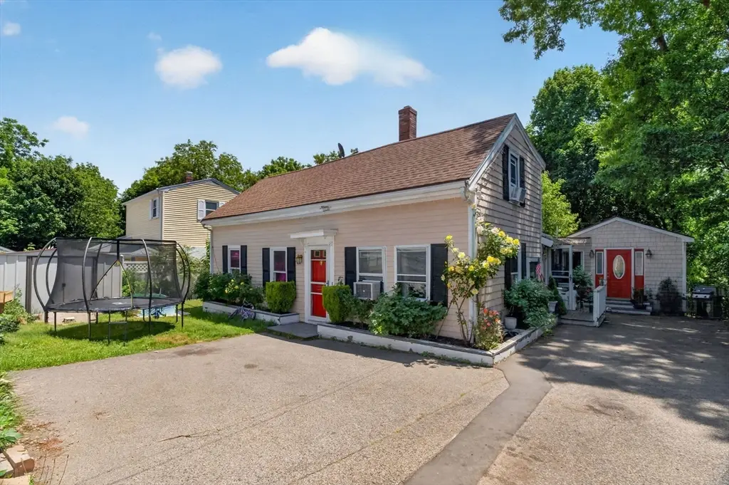 40 Lake St, Weymouth, MA 02189 - #1