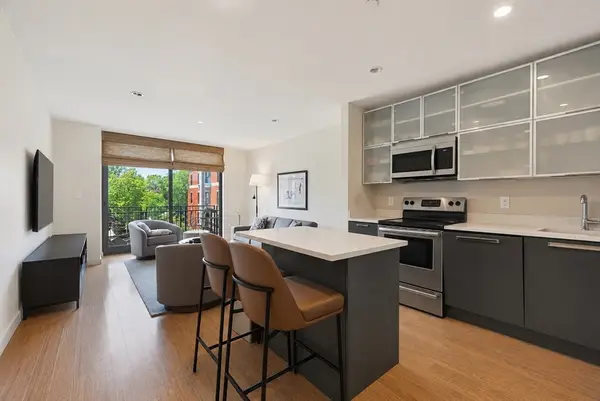 691 Massachusetts Avenue #301, Boston, MA 02118