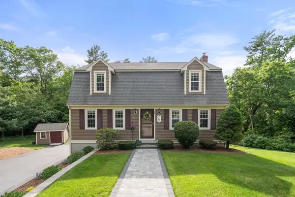 36 Marilyn Way, Halifax, MA 02338