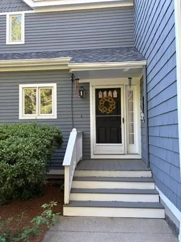 3 Fairway Ln #1, Blackstone, MA 01504