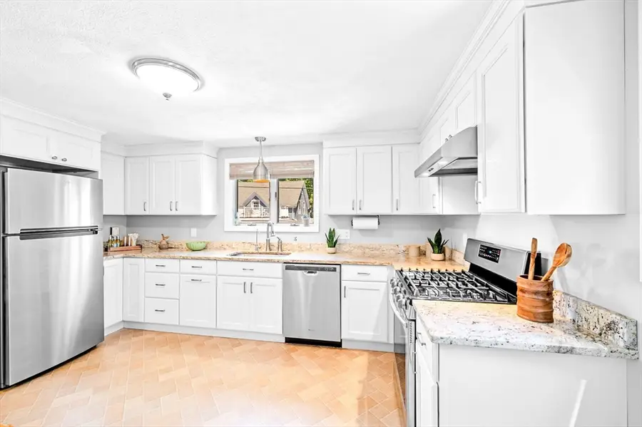 6 Lenox St #1, Beverly, MA 01915 - #2