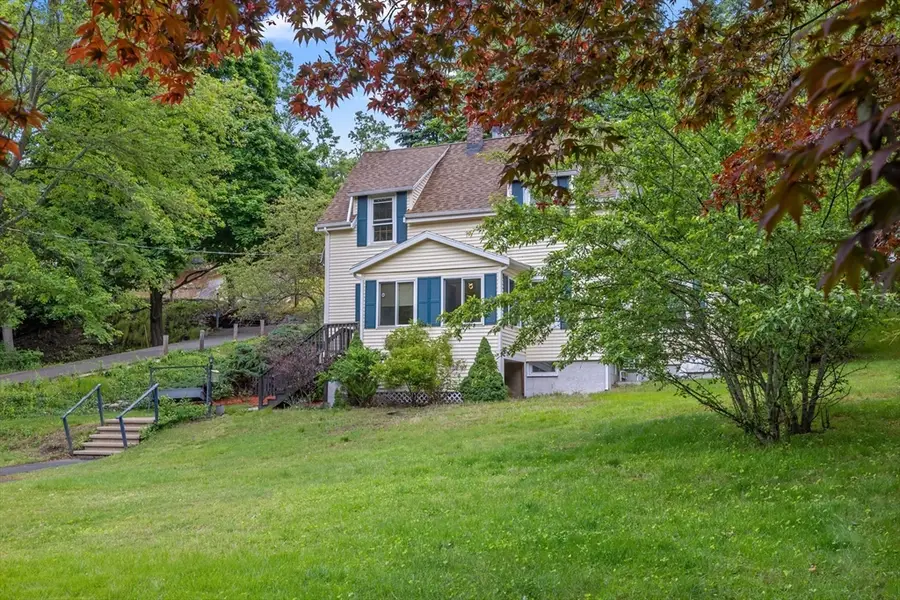 42 Wood St, Woburn, MA 01801 - #2