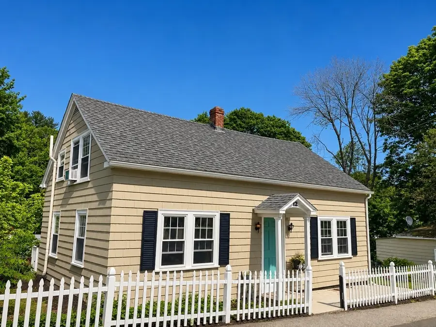 12 Denny Pl, Rochdale, MA 01542 - #2