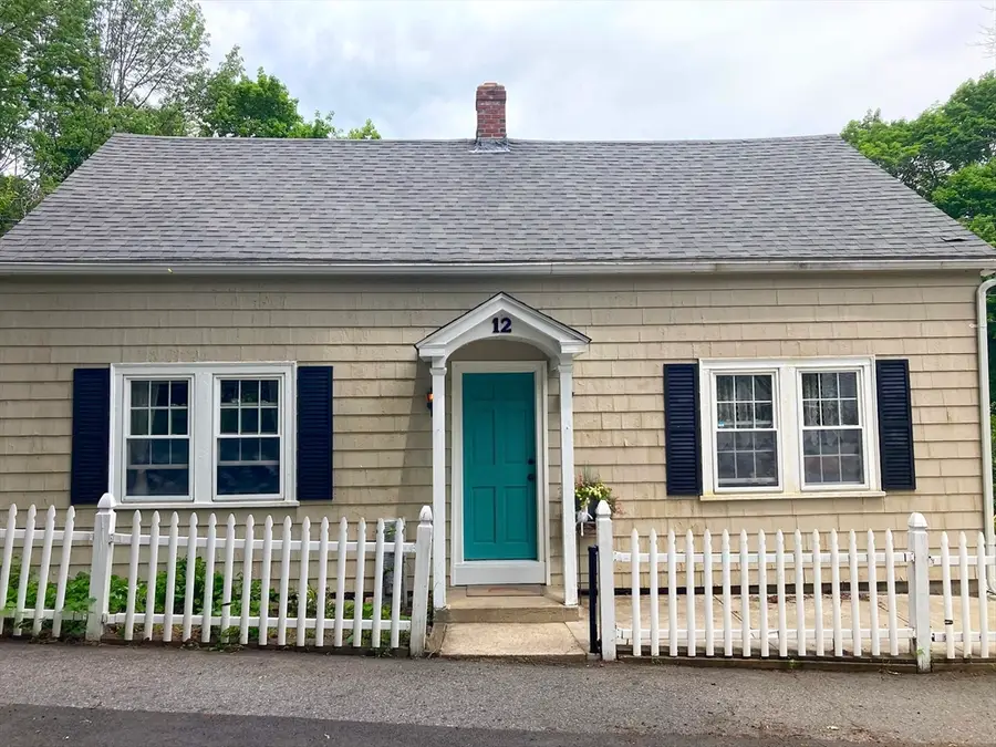 12 Denny Pl, Rochdale, MA 01542 - #3
