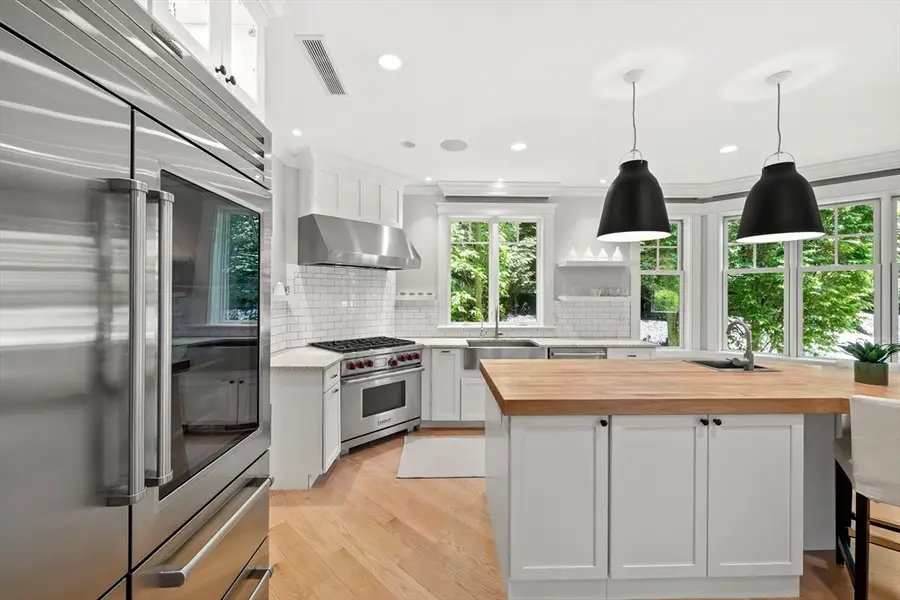 45 Whitehall Cir, Beverly, MA 01915 - #3