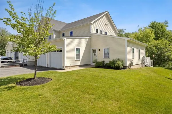 590 Washington Street #7, Pembroke, MA 02359