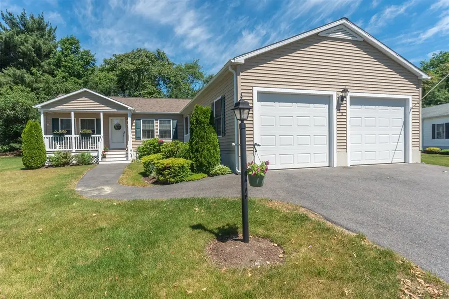 43 Fieldstone Circle, Bridgewater, MA 02324 - #2