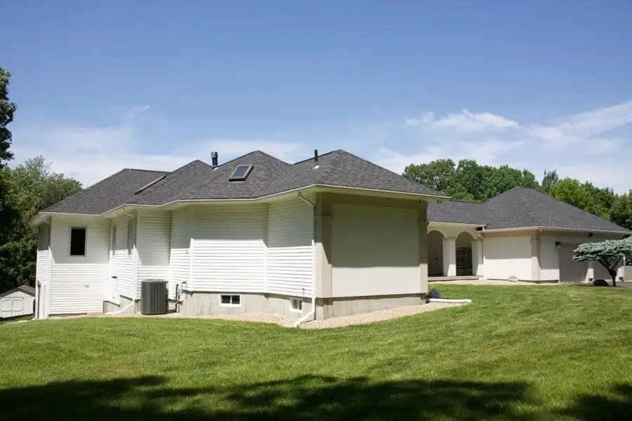 176 Genovevo Drive, Ludlow, MA 01056 - #3